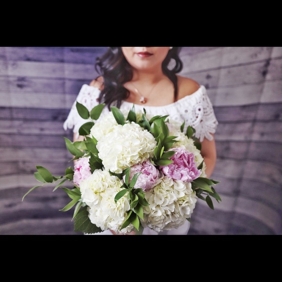 Meet your Posher, Mgrace - Picture 1 of 1